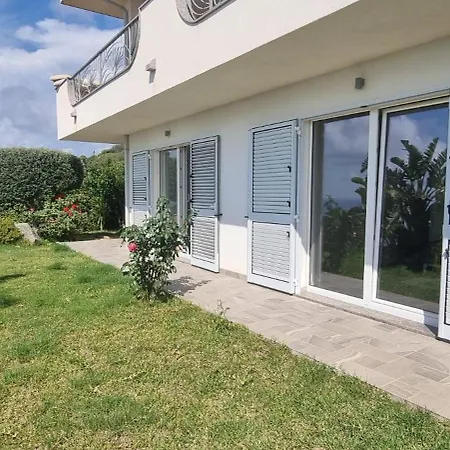 Bella Vista *
